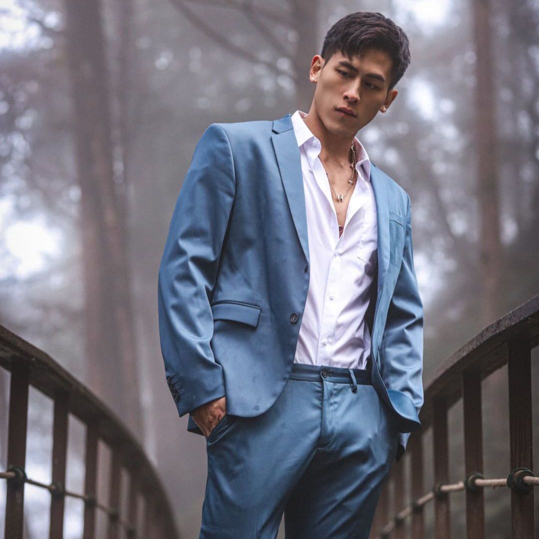 Trajes de negocios azules para hombre, un botón, dos piezas, chaqueta y pantalón, diseño a medida, para bodas, fiestas y ocasiones formales. 