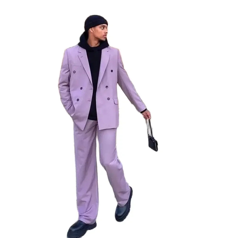 Ensemble blazer et pantalon croisé lavande pour homme avec sweat à capuche noir et bonnet noir