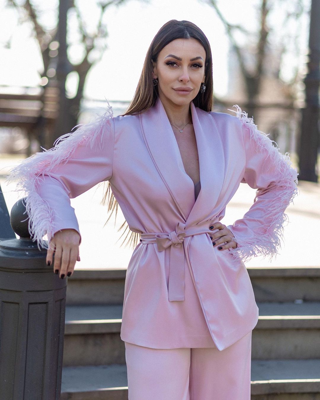 Light Pink Feather Women Blazer Suits Street Style Power Plus Size Evening Party Formal Outfit Wedding Wear 2 Pieces