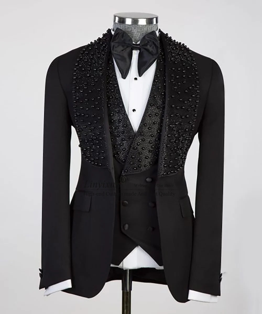 Chaqueta de esmoquin negra para hombre con solapas y pajarita adornadas con oro