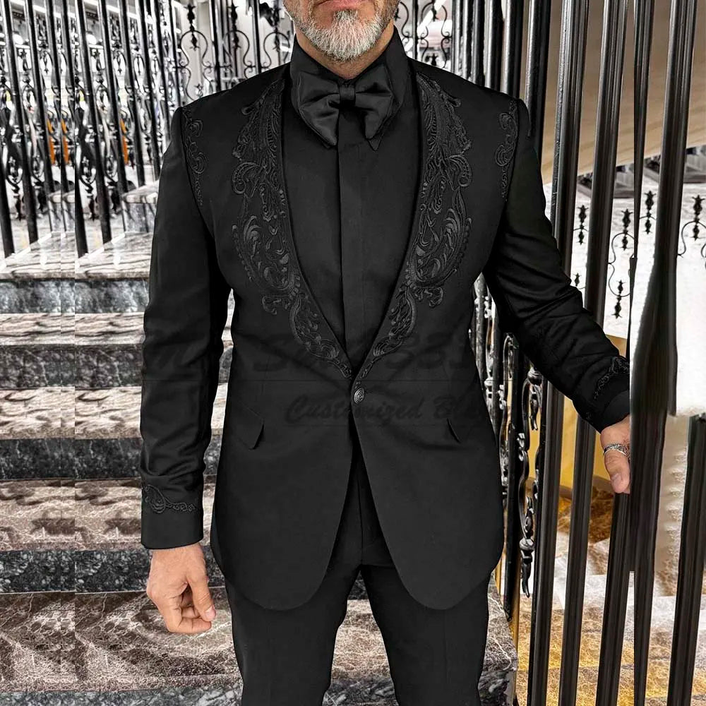 Costume homme noir de luxe, ensemble veste et pantalon 2 pièces, personnalisé, avec un bouton, avec un blazer à revers châle et des appliques, de haute qualité