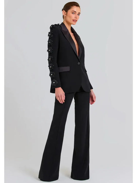 Chic Elegant Women's Black Suit Set with Floral Appliqué Blazer and Flare Pants for Glamorous Party Looks