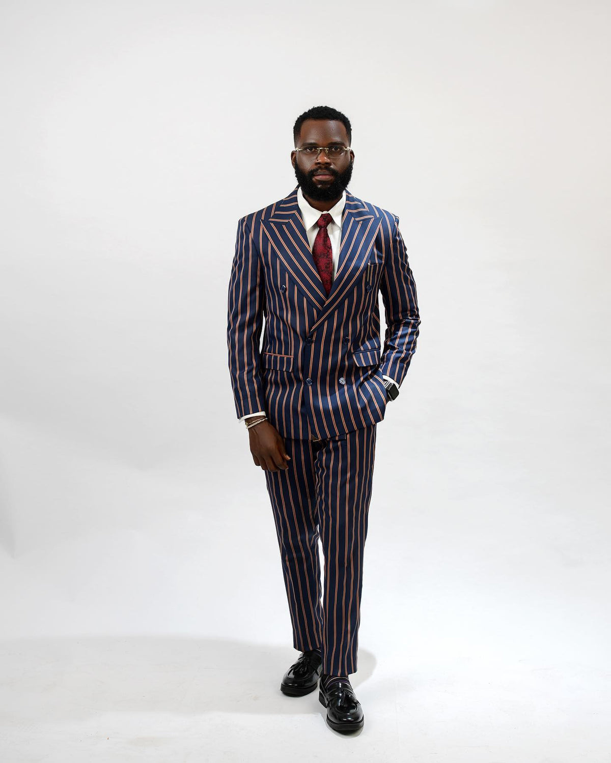 Luxury Men's Suit 2 Pieces Blazer Pants Double Breasted Peaked Lapel Business Formal Stripes Wedding Groom Tailored Costume Homme