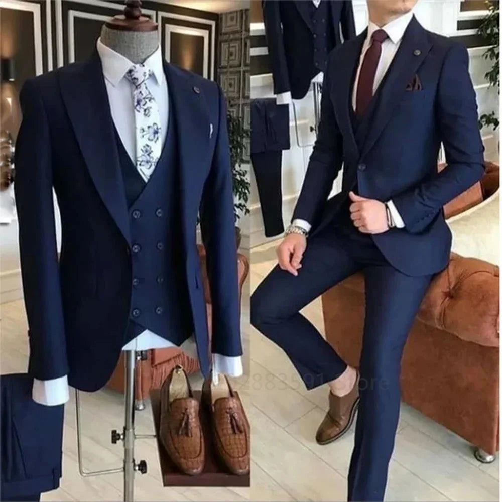 Elegant Men's 3-Piece Suit Set with Peak Lapel Blazer, Vest, and Trousers - Tailored Business Casual Attire for Groom and Formal Events