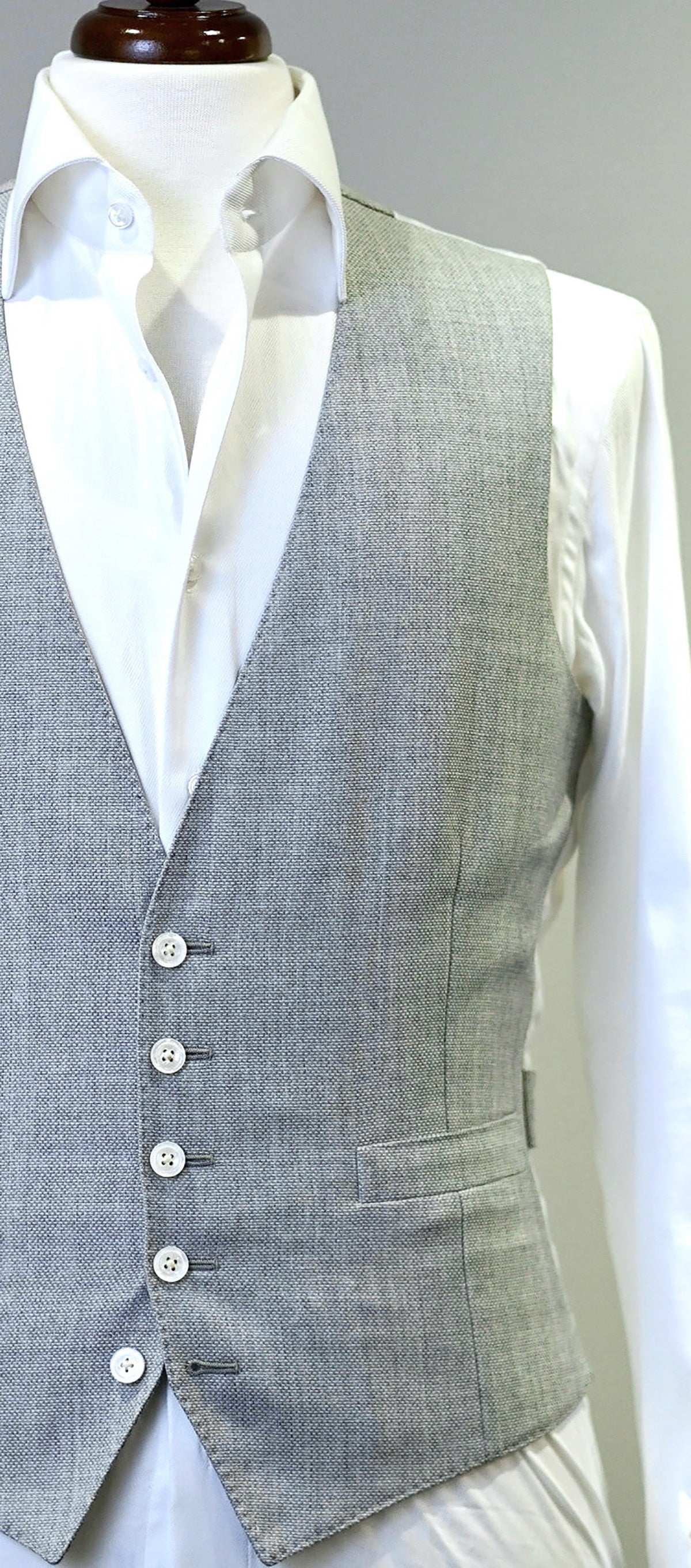 Men's Suit 3 Pieces Blazer Vest Pants Peaked Lapel Formal Tuxedo Wedding Groom Slim Formal Work Wear Tailored
