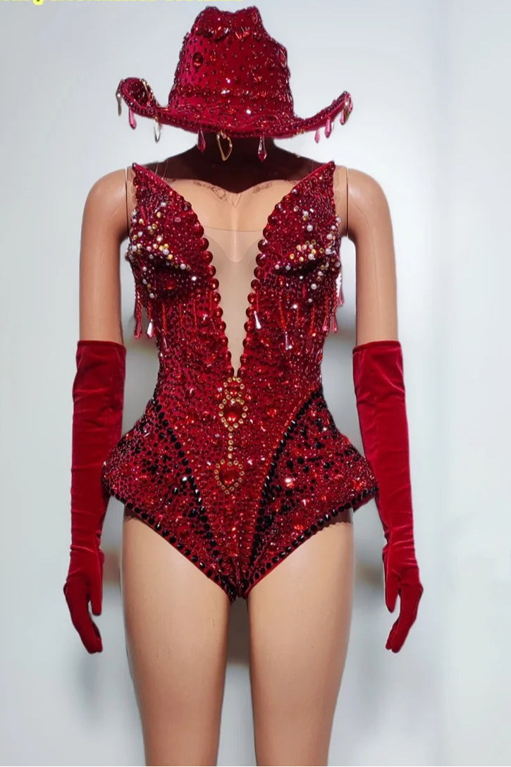Monos ajustados y sexys multicolores con millones de diamantes, guantes, sombreros, fiestas, discotecas, bares, disfraces de espectáculos.