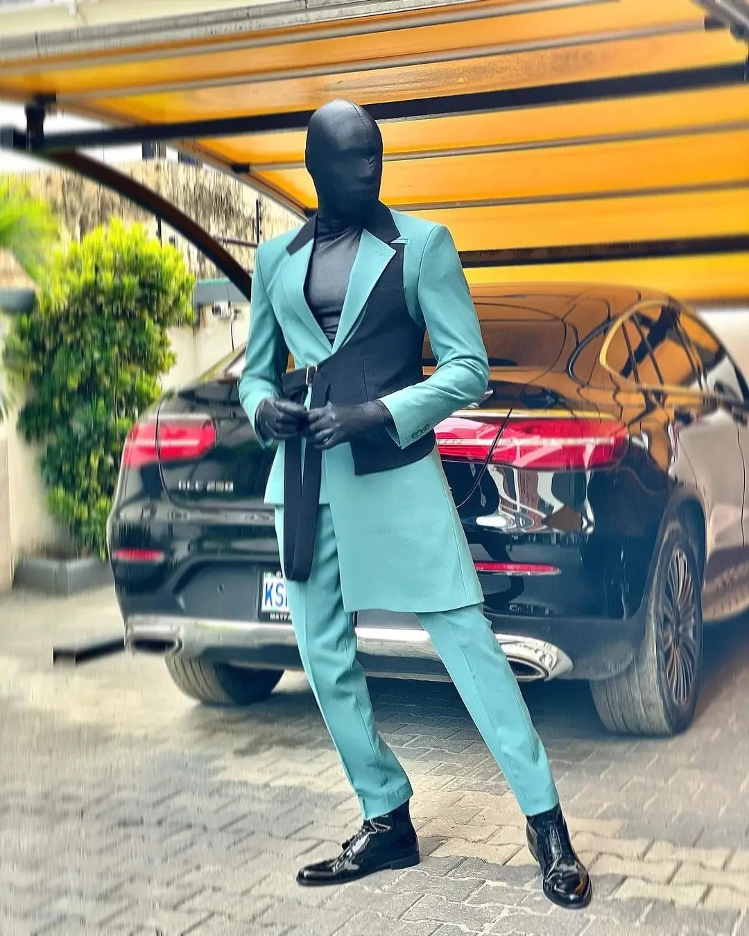 Men's Turquoise Long Coat Suit with Black Belt and High Gloss Shoes