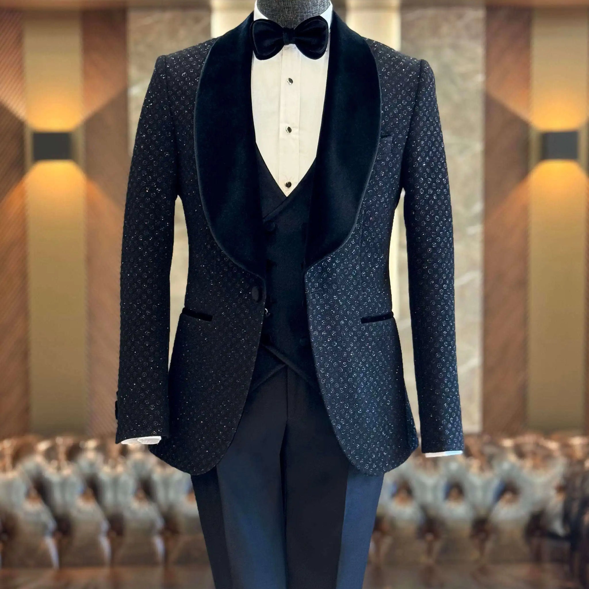 Trajes de boda modernos para hombre, a medida, de 3 piezas, blazer de terciopelo, chaleco, pantalón negro, solapa chal, personalizado, más esmoquin.