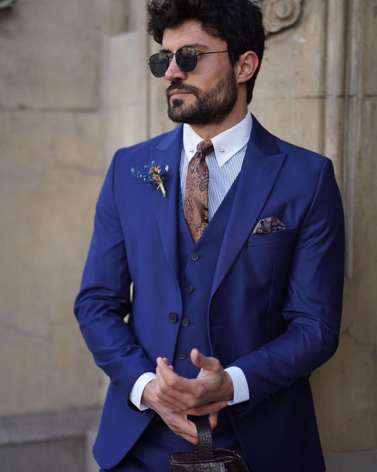 Traje azul marino para hombre, 3 piezas, blazer, chaleco, pantalón, botonadura sencilla, solapa de pico, traje de negocios ajustado para novio de boda, traje a medida para hombre 