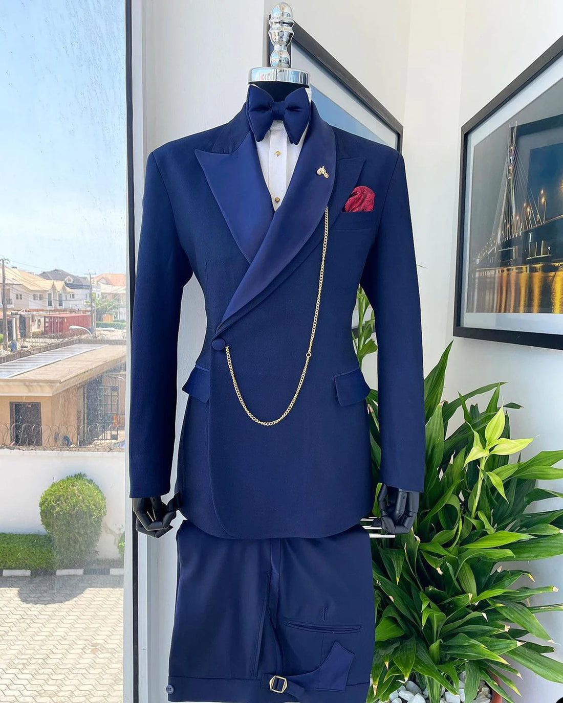Trajes de hombre azul marino a medida, 2 piezas, blazer, pantalón, un botón, solapa de pico de satén, formal, corte entallado, personalizado, talla grande 