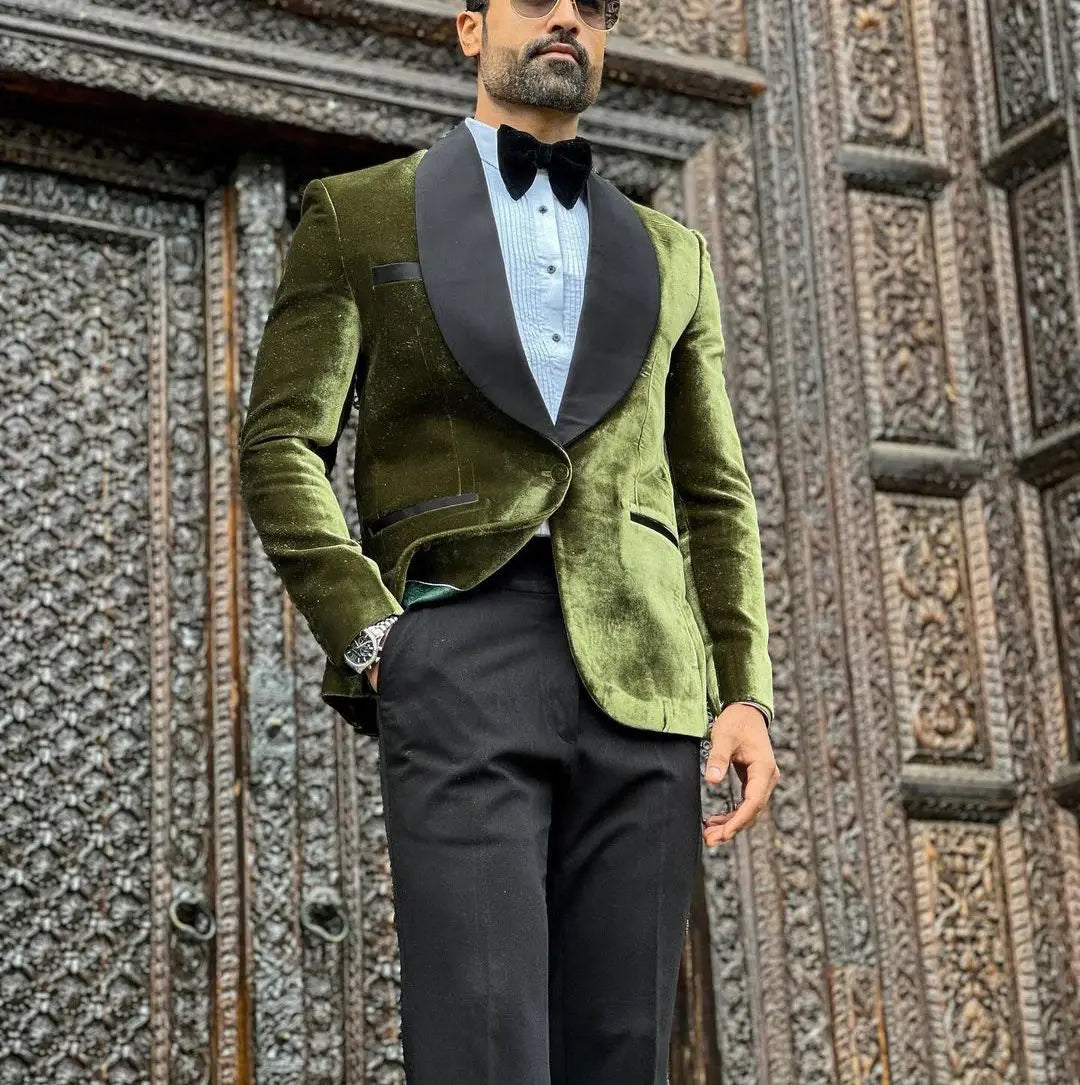 Nouveauté 2 pièces velours blazer noir Pans hommes costumes un bouton satin large revers formel bal mariage marié grande taille sur mesure