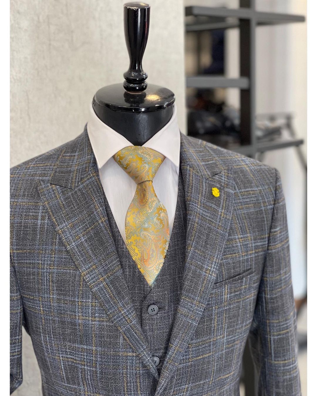 Nouveaux costumes de mariage classiques à rayures pour hommes, col à fermeture, smokings slim fit pour hommes, costume d'occasion de haute qualité fabriqué