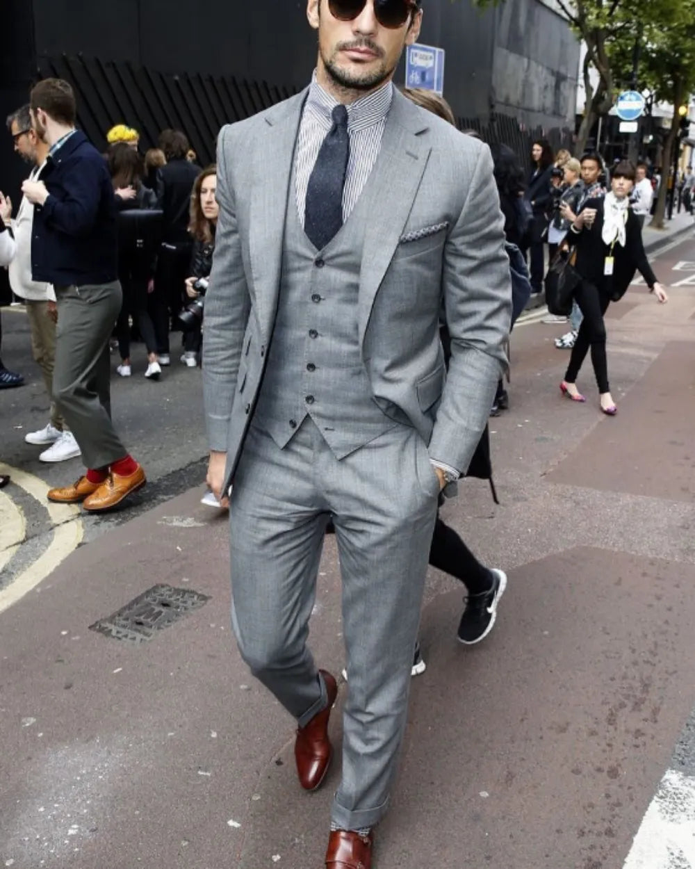Nouveau costume Slim Fit hommes costumes Slim Fit affaires costumes marié gris smokings pour mariage formel costume veste pantalon gilet 3 pièces