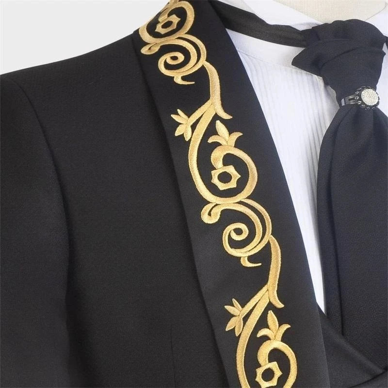 Costume 3 pièces noir pour homme, avec appliques dorées, smoking de mariage, coupe slim, blazer de bal 