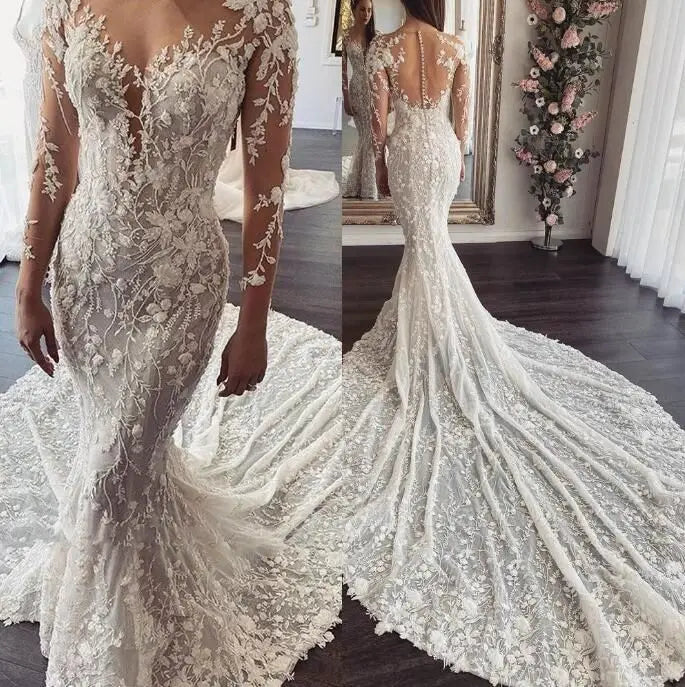 Superbe robe de mariée sirène avec tulle illusion, appliqués en dentelle et détails en perles – Robe de mariée élégante à manches longues pour une cérémonie de rêve