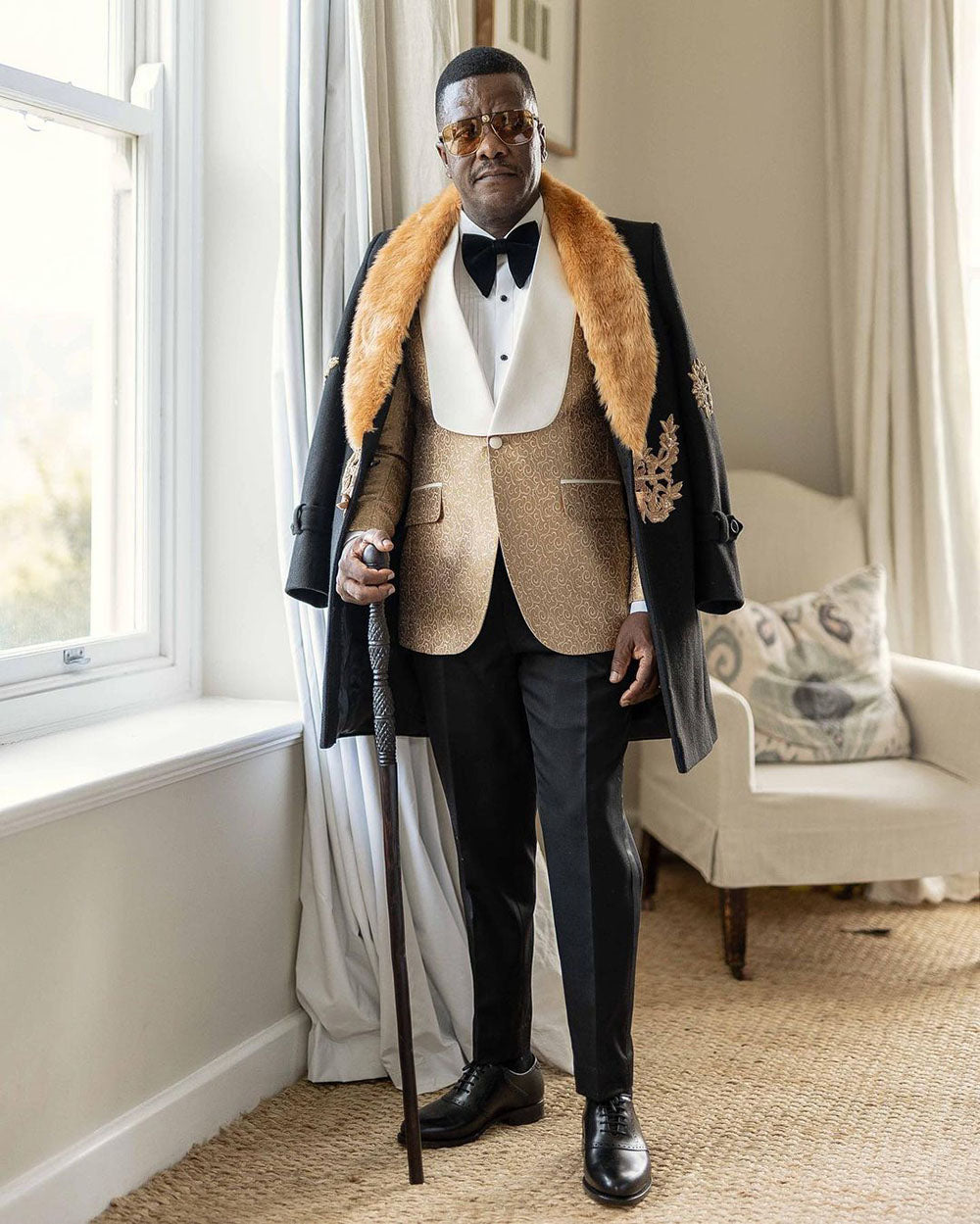 New Luxurious Winter Man Overcoat Long-length Plush Collar Men Suits Appliques Cashmere One-Piece Jacket Custom Wedding Tuxedos