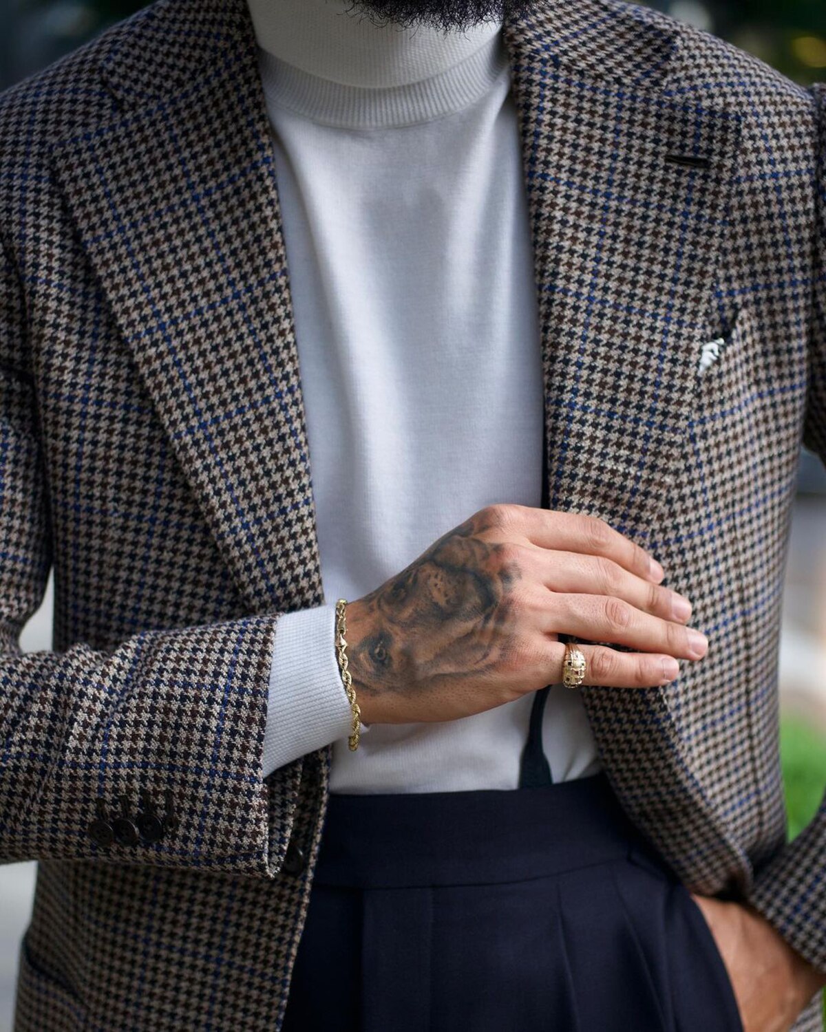 Nouveaux costumes pour hommes 2 pièces Blazer à carreaux Pantalon bleu marine Smoking simple boutonnage Mode Revers larges Mariage Formel Travail Décontracté Sur mesure 