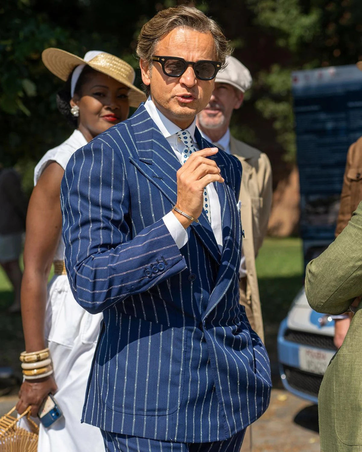 Pinstriped Men Wedding Suits Peaked Lapel Tuxedos Fashion Slim Fit Groom Wear Business Office 2 Pcs Coat Pants Custom Made