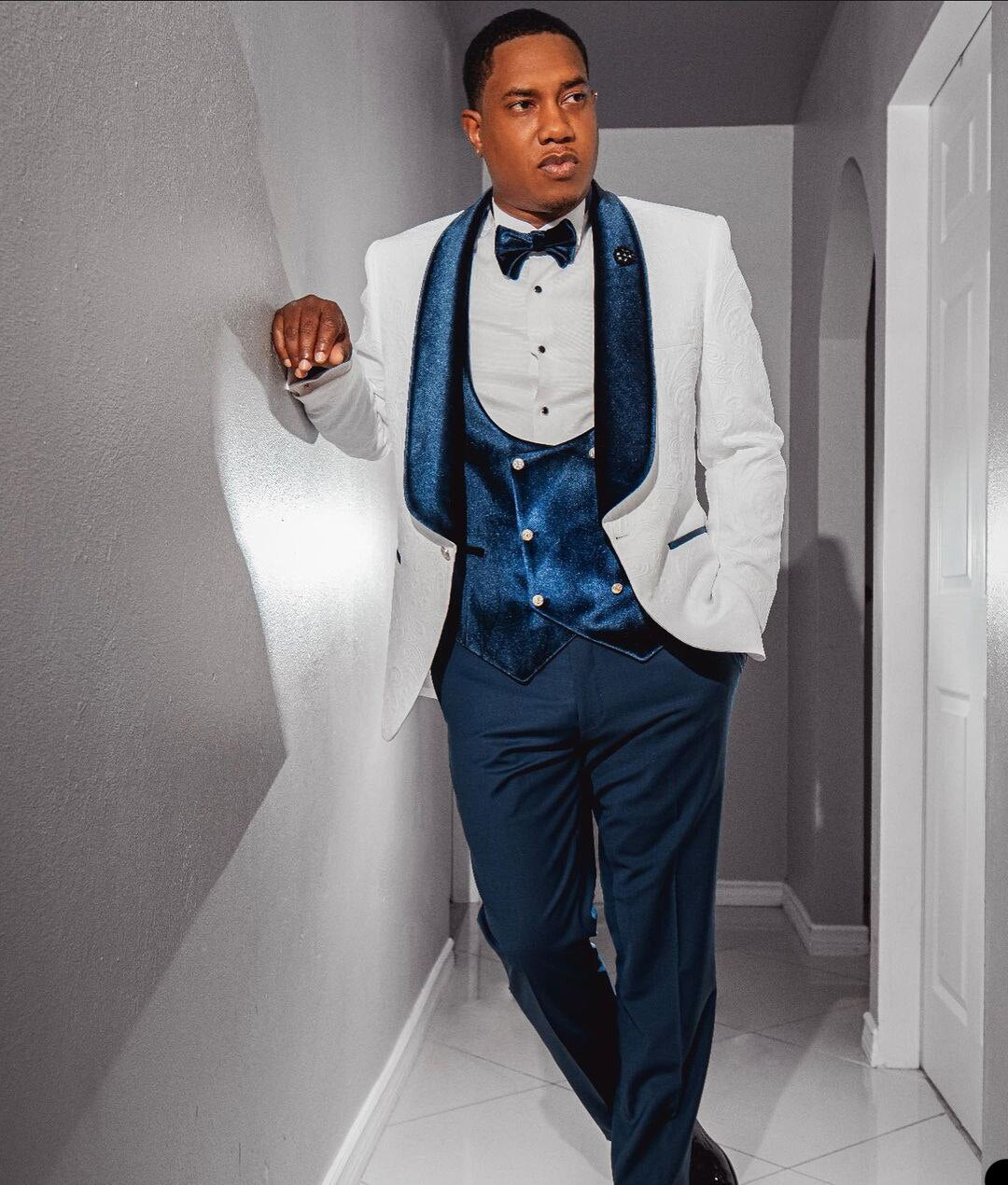 Trajes de boda clásicos con imagen real para hombre, lujosos esmóquines de tres piezas, traje de fiesta de un solo pecho para hombre, chaqueta 