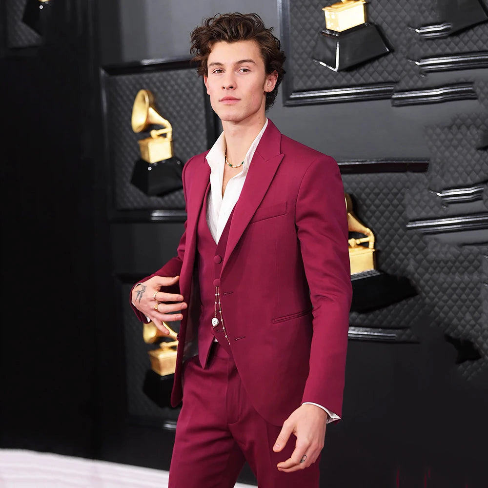 Traje rojo de tres piezas para hombre, chaqueta, chaleco, pantalón, traje formal de fiesta, último diseño, ajuste regular, conjunto de trajes de color liso.