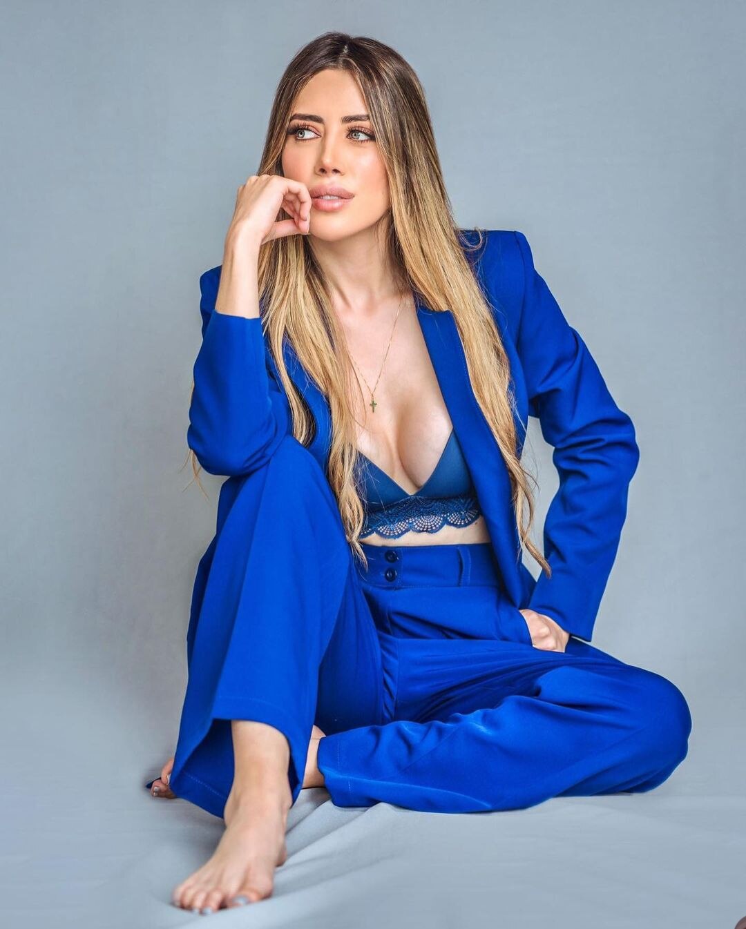 Trajes de pantalón azul real para mujer, a medida, de estilo famoso, con blazer ajustado, para baile de graduación, uso diario y boda, 2 piezas (chaqueta + pantalón) 
