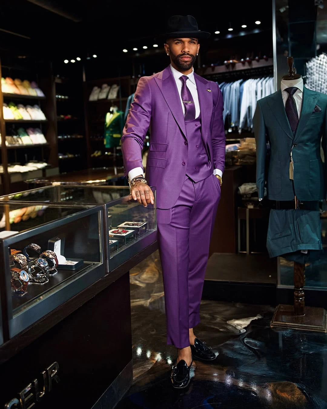 Simple Men Suits Wedding Peaked Lapel Tailor-Made 2 Pieces Set Jacket Two Button Blazer Groom Customized Coat Pants