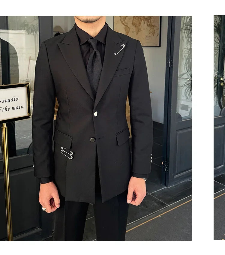 Blazer noir à simple boutonnage pour homme avec détails en épingle à nourrice
