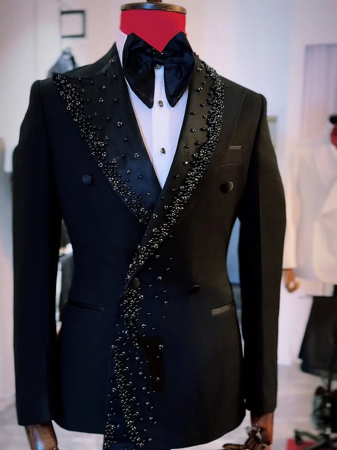 Elegant Men's Suit Peaked Shawl Lapel Tailor-Made 1 Piece Jacket Beading Pearls Blazer Double Breasted Customized Only Coat