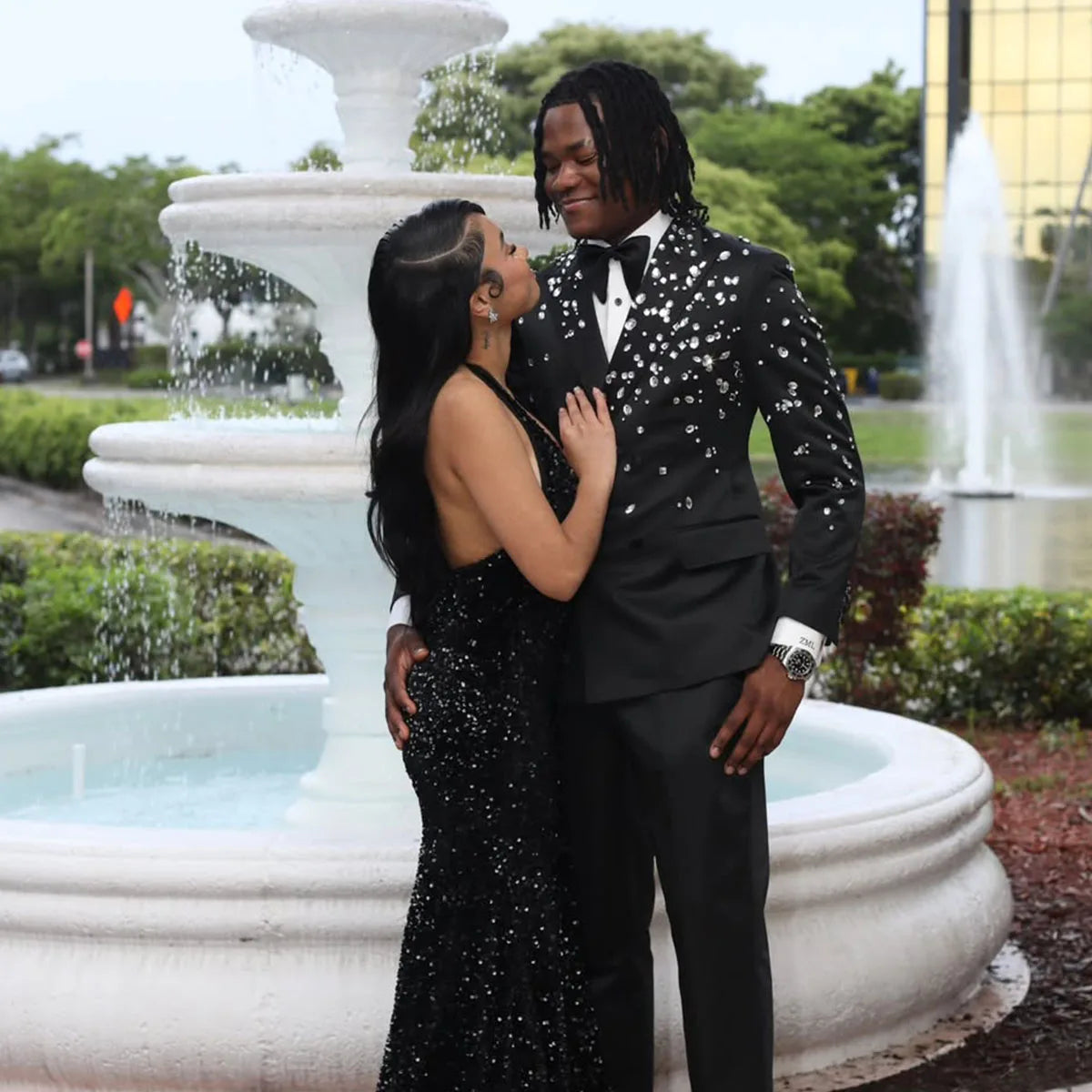Customized Luxury 2 Pieces Sets Men Suits Diamond Wedding Groom Slim Fit Tuxedos Shiny Male Prom Blazers