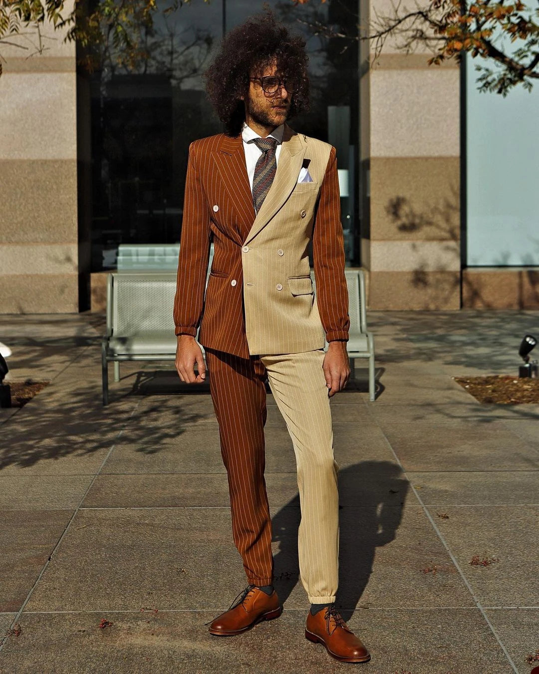 Costumes pour hommes sur mesure épissés 2 pièces Blazer pantalon croisé à rayures fines Revers en pointe Affaires Mariage Marié Sur mesure 