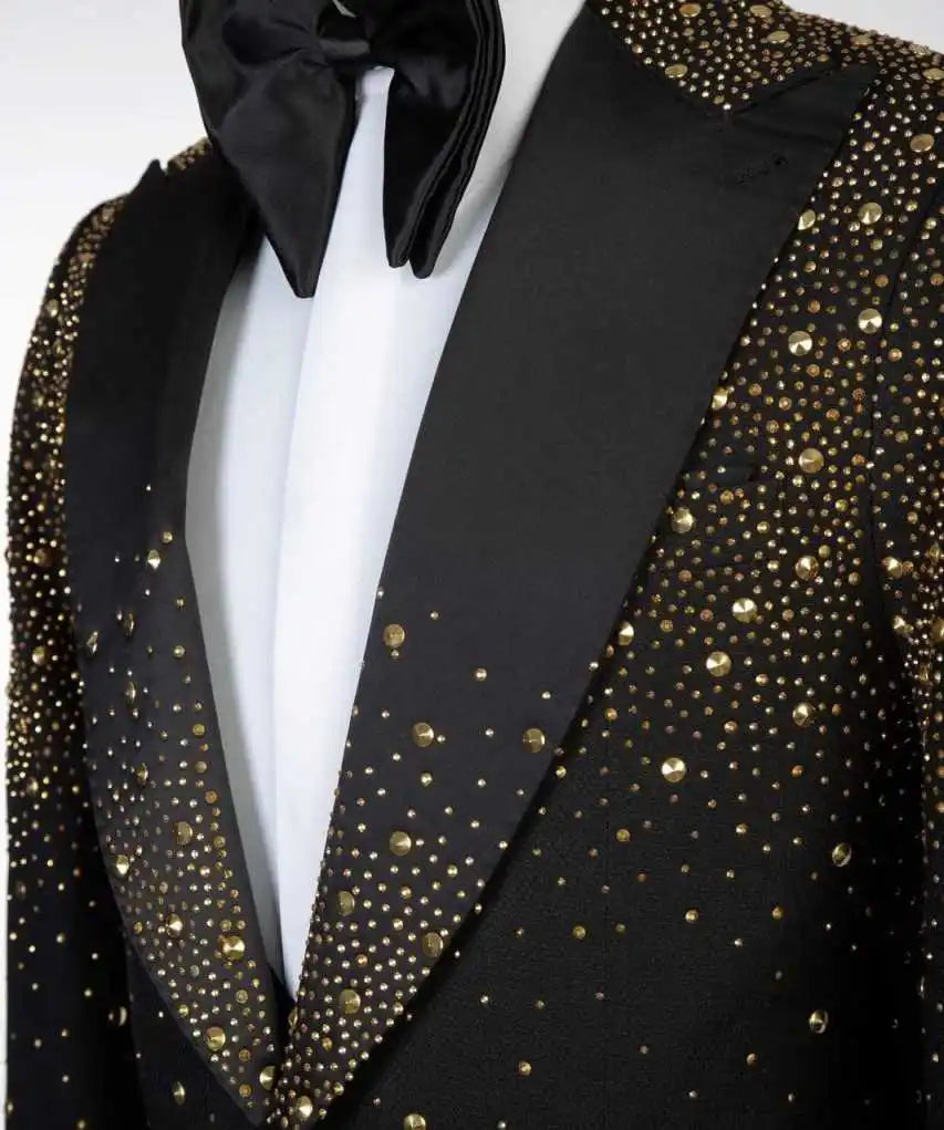 Luxury Wedding Tuxedos Beaded 2 PCS Jacket Pants Men Suit Fashion Peaked Lapel One Button Groom Party Outfits Customized