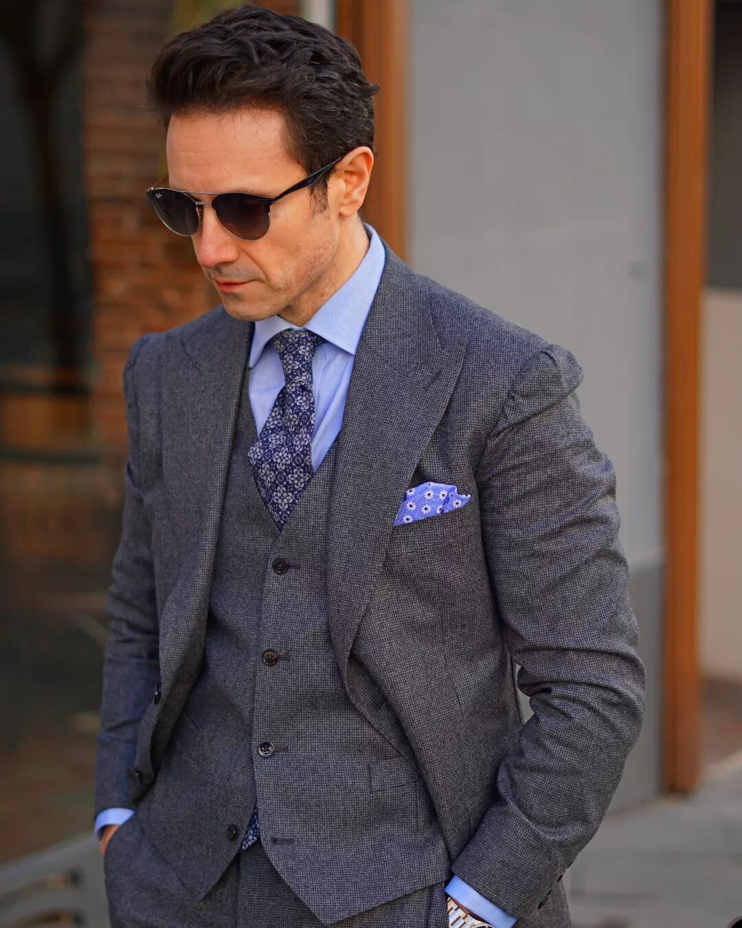 Costumes classiques pour hommes avec trois pièces à revers châle, smoking de créateur pour mariage, occasion formelle, veste, gilet et pantalon 