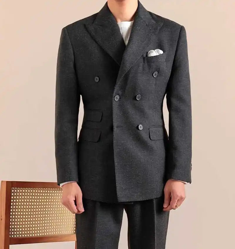 Simple Wedding Suits for Groom Peak Lapel Double Breasted Tuxedos 2 Pcs Jacket Pants Business Party Prom Customized