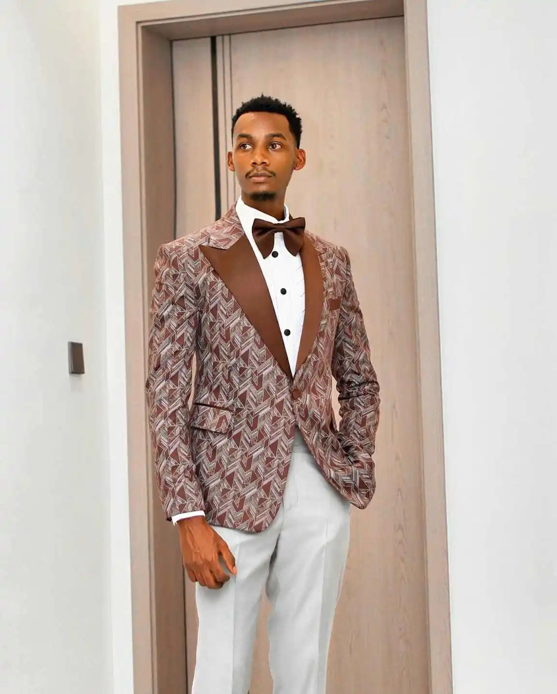 Elegant Jacquard Wedding Groom Tuxedos Slim Fit 2 Pieces Jacket Pants Male Prom Party Casual Occasion Customized