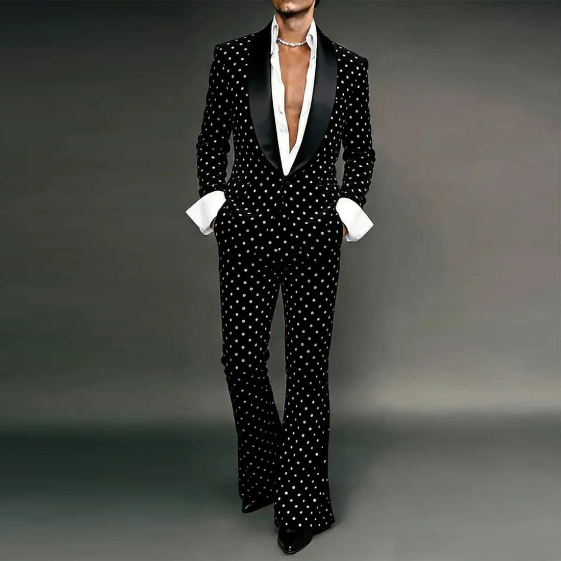 Customized Diamond Metal Embellished Men Suits Peaked Lapel Groom Tuxedos Wedding Blazers Outfit 2 Pieces Sets Slim
