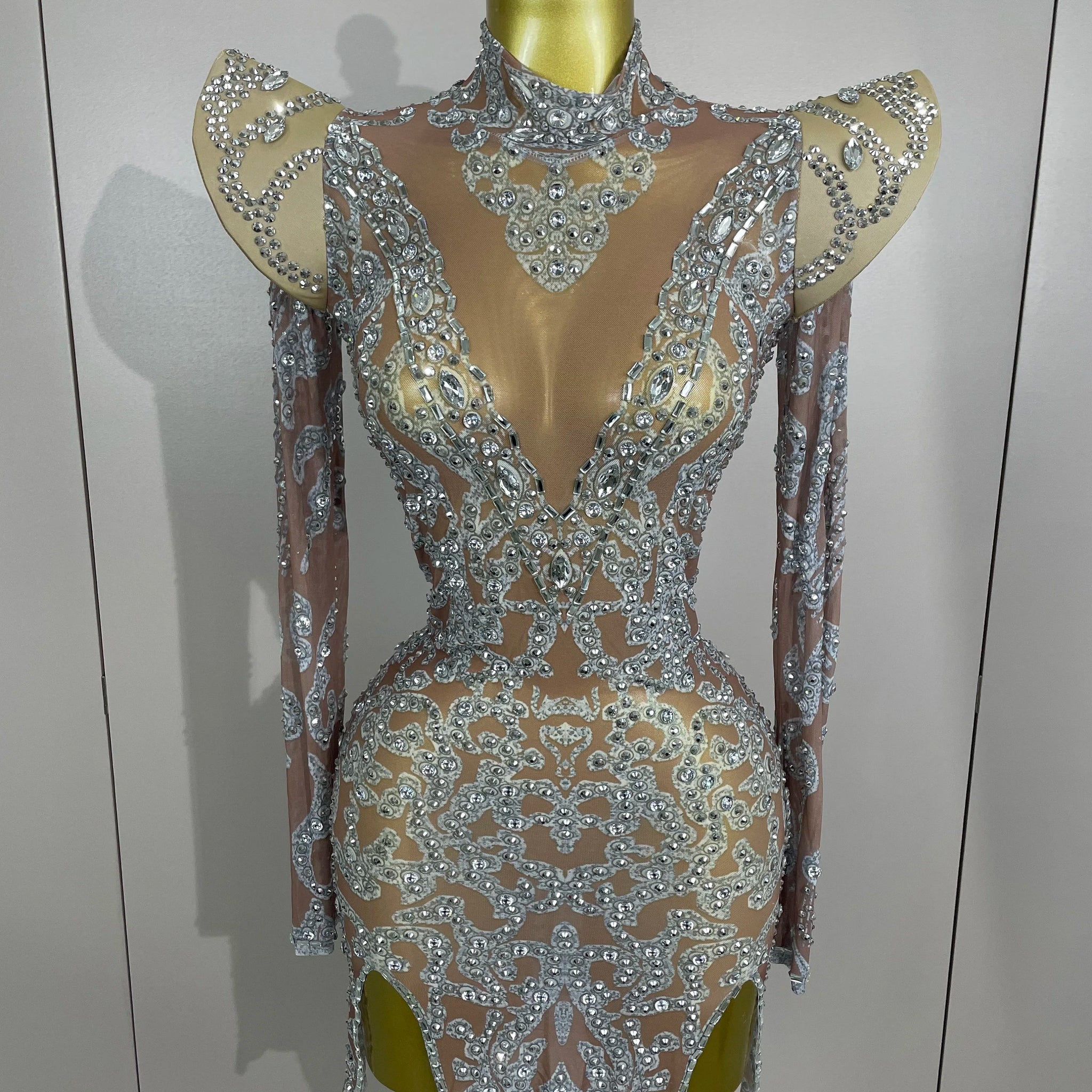 Robe courte transparente et brillante pour femme, tenue de chanteur sexy, tenue de séance photo, avec strass, pour anniversaire