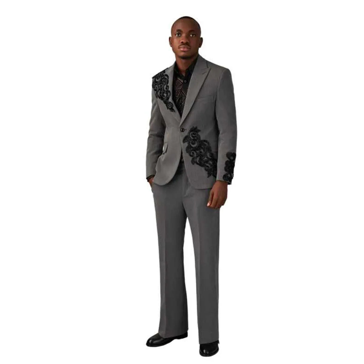 Customized Luxury Men Suits Sparkly Jewelry Ornament 2 Pieces Set Tuxedo Groom Party Male Prom Blazers Slim Party