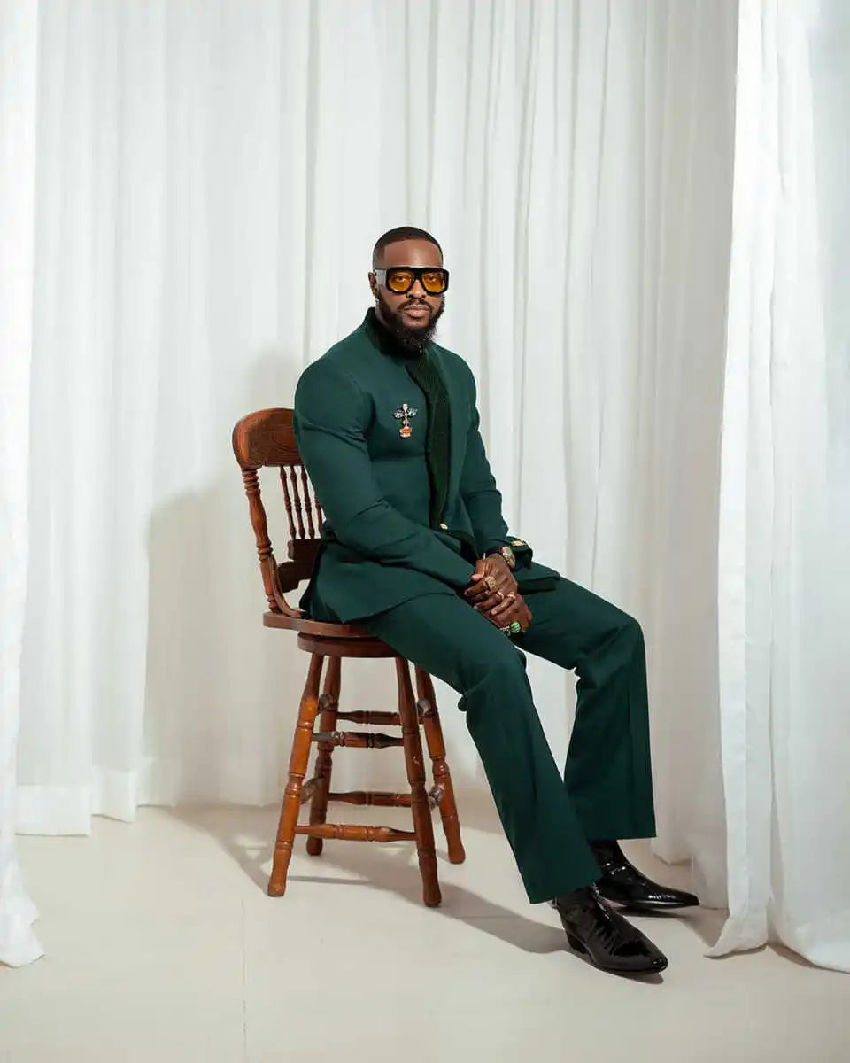 Trim Fit Wedding Tuxedos 2 Piece Set Jacket Pants One Button Men Suit Handsome Groom Business Evening Suit Customized