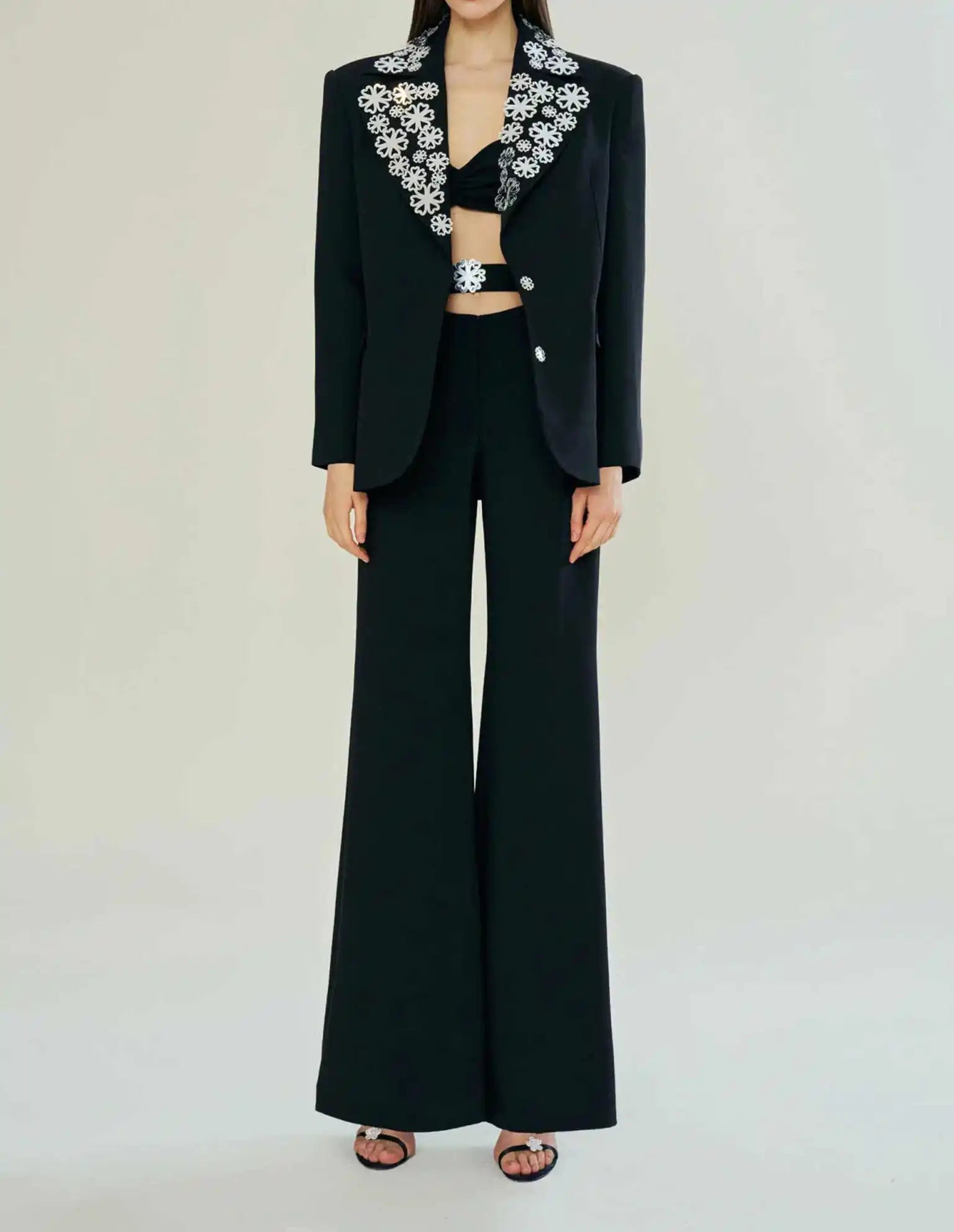 Luxurious Women's Suit 2 Piece Jacket Pant Crystal Applique Single Breasted Peaked Lapel Formal Occasion Banquet Customized
