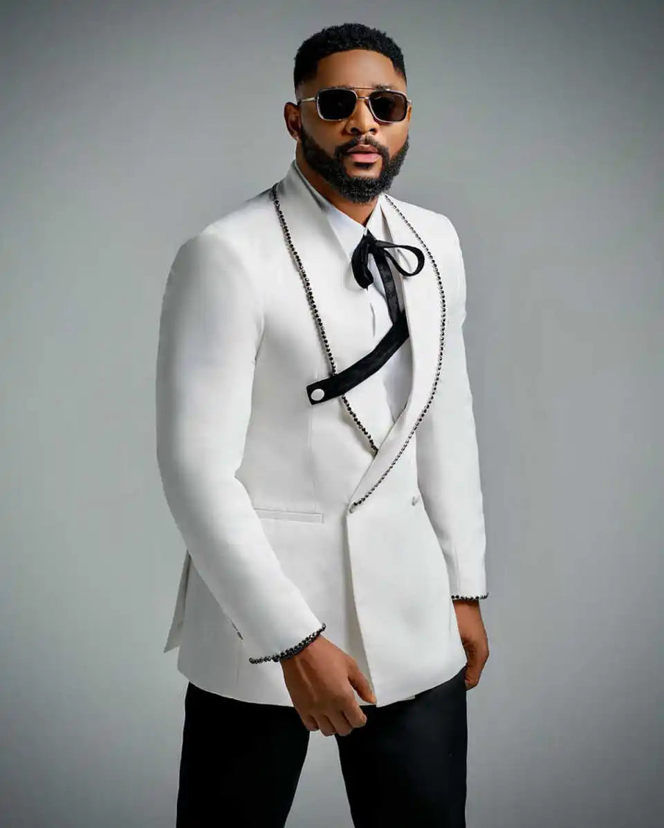 Designer Beaded Wedding Suits for Groom Shawl Lapel Tuxedos Double Breasted 2 Pcs Jacket with Pants Party Prom Customized