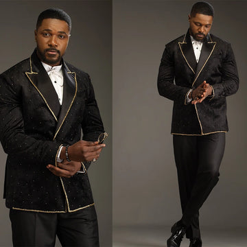Stylish Men‘s Suit Peaked Lapel Beads 2 Pieces Set Tailor-Made Jacket Rhinestone Blazer Groom Customized Coat Pants