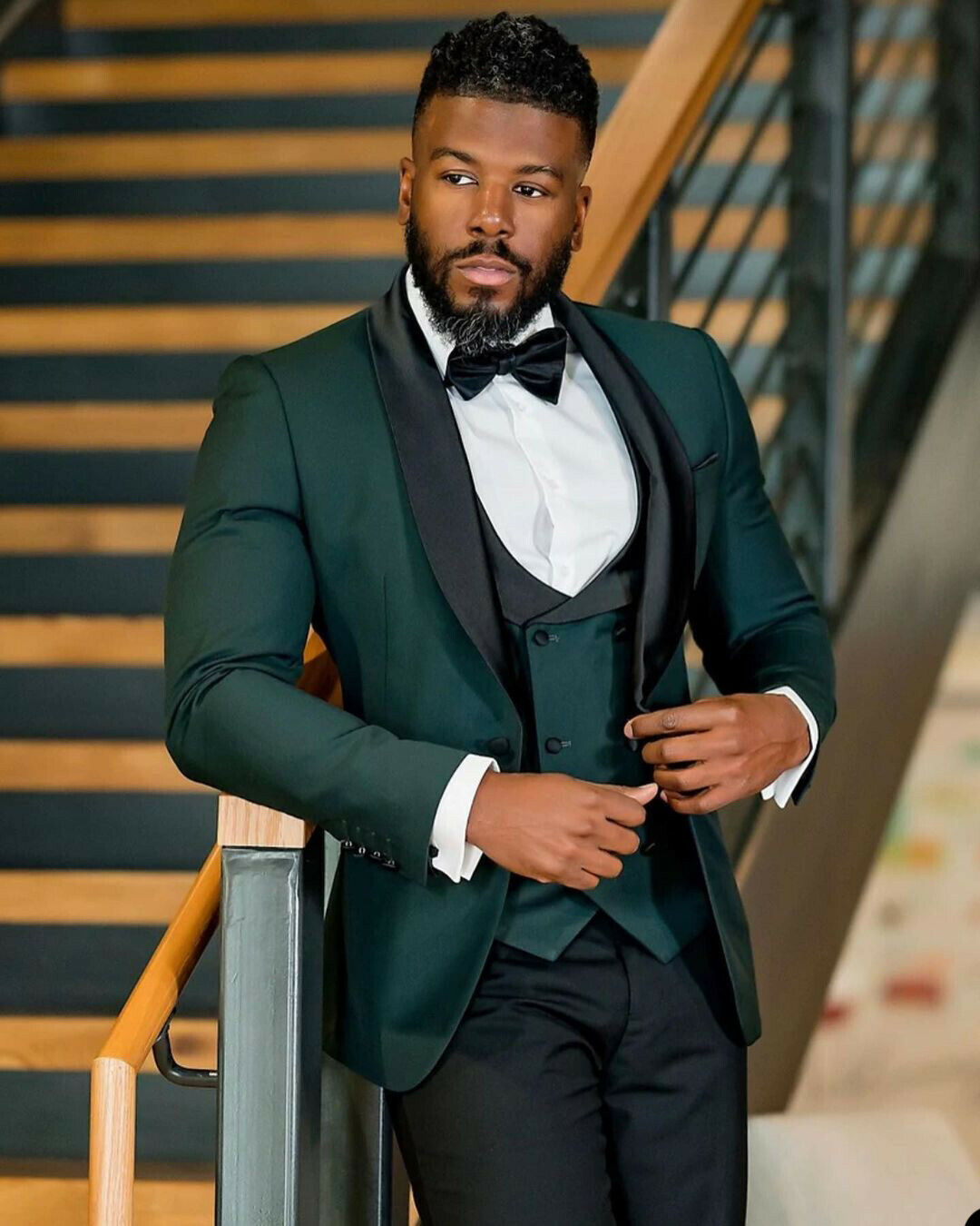 Costume homme 3 pièces en satin vert, blazer, gilet, pantalon, un bouton, tenue de travail formelle, soirée, décontracté, sur mesure 