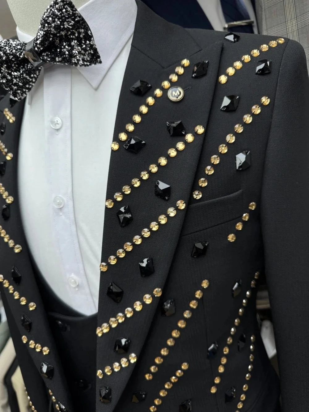 Retro Men Suits Tailor-Made 2 Pieces Set Peaked Lapel Jacquard Jacket Rhinestone Blazer One-Button Customized Coat Pants