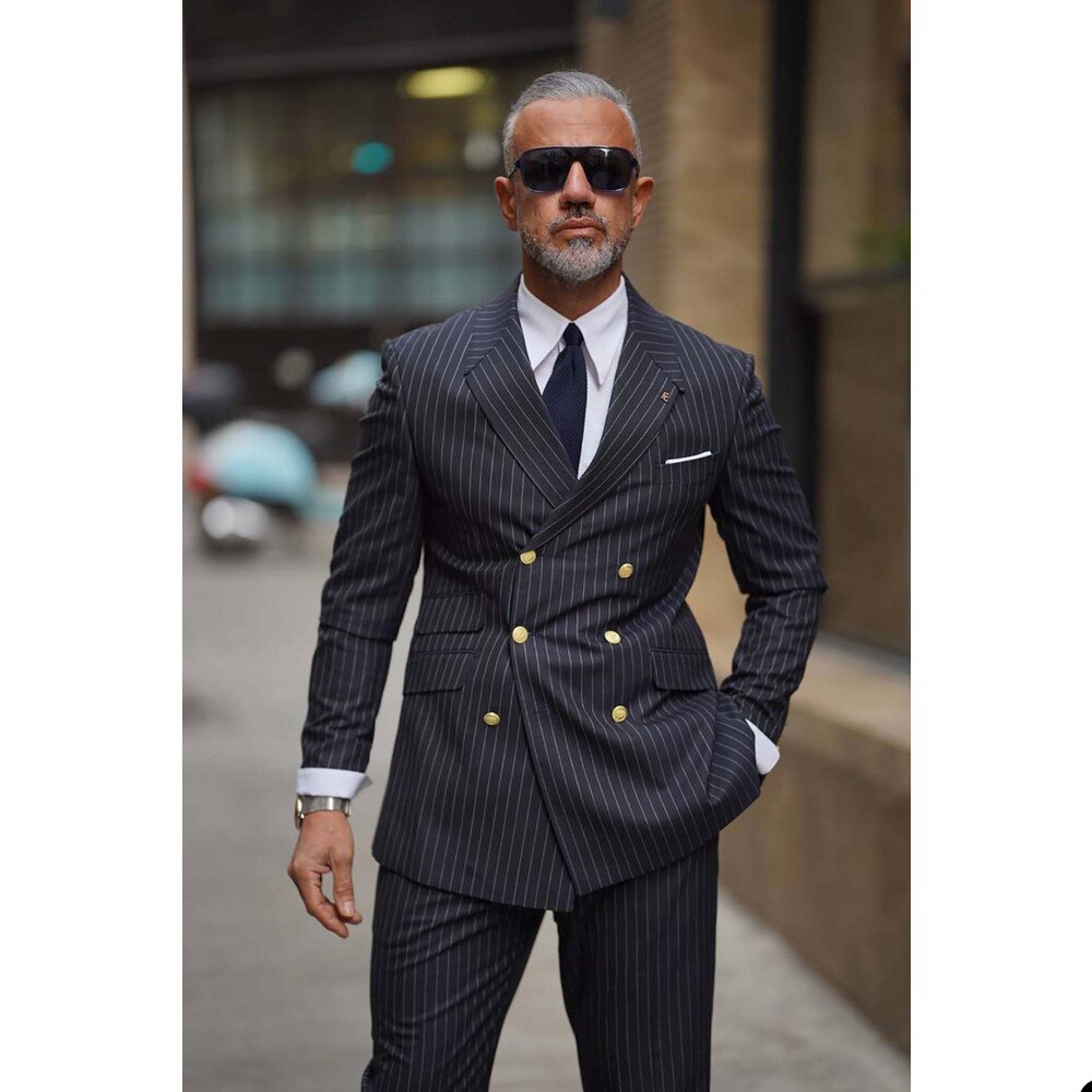 Navy Blue Men Wedding Tuxedos Peaked Lapel Double Breasted men Outfits Business Formal Party Wear Jacket Pants Suits 2 Pieces