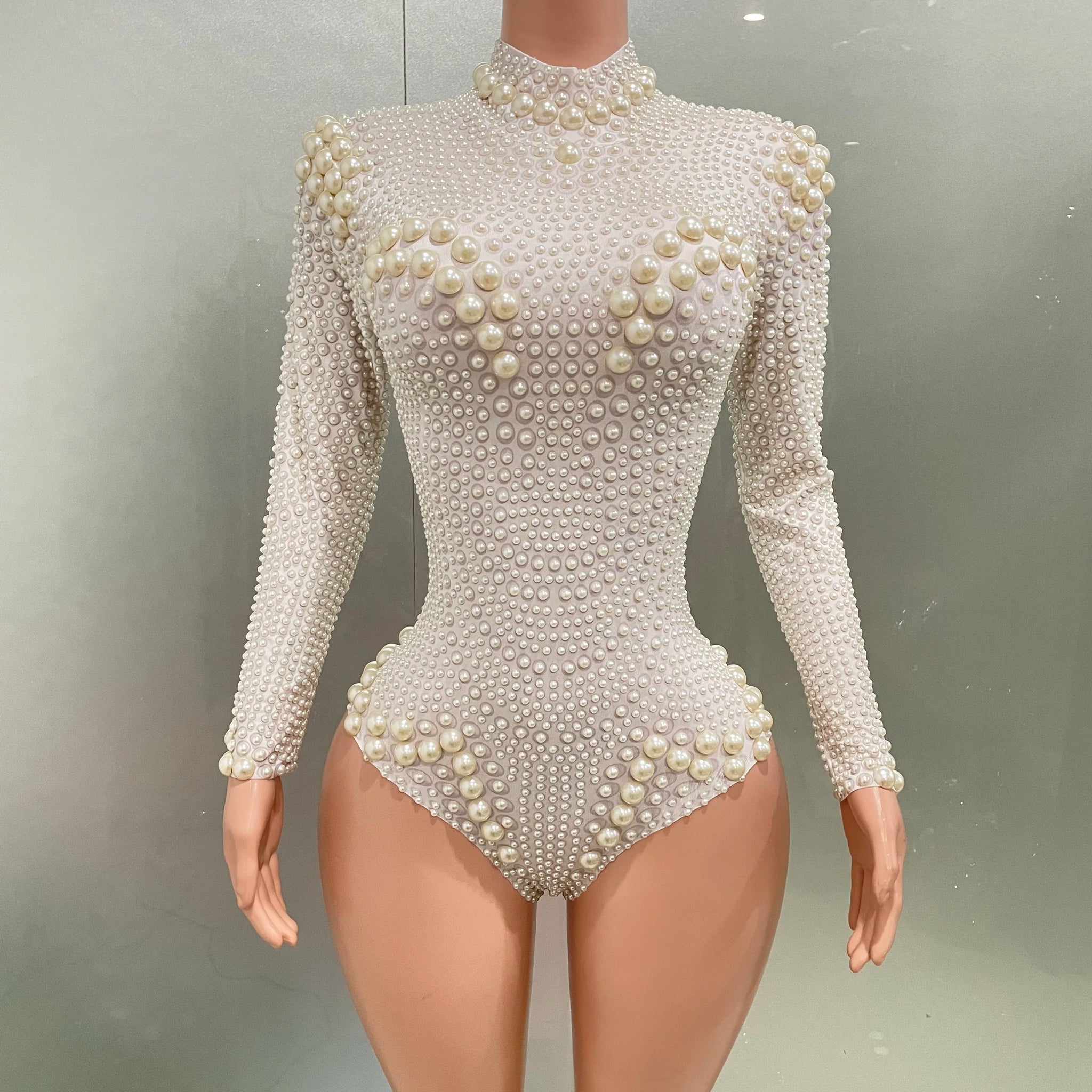 Robe de soirée sexy à manches longues pour femme, tenue de soirée moulante et élastique, avec perles blanches, idéale pour DJ et chanteuse