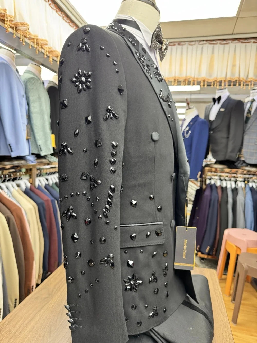 Stylish Men's Suit Peaked Lapel Blazer 2 Pieces Set Coat Crystal Prom Formal Occasion Double Breasted Customized Jacket Pants