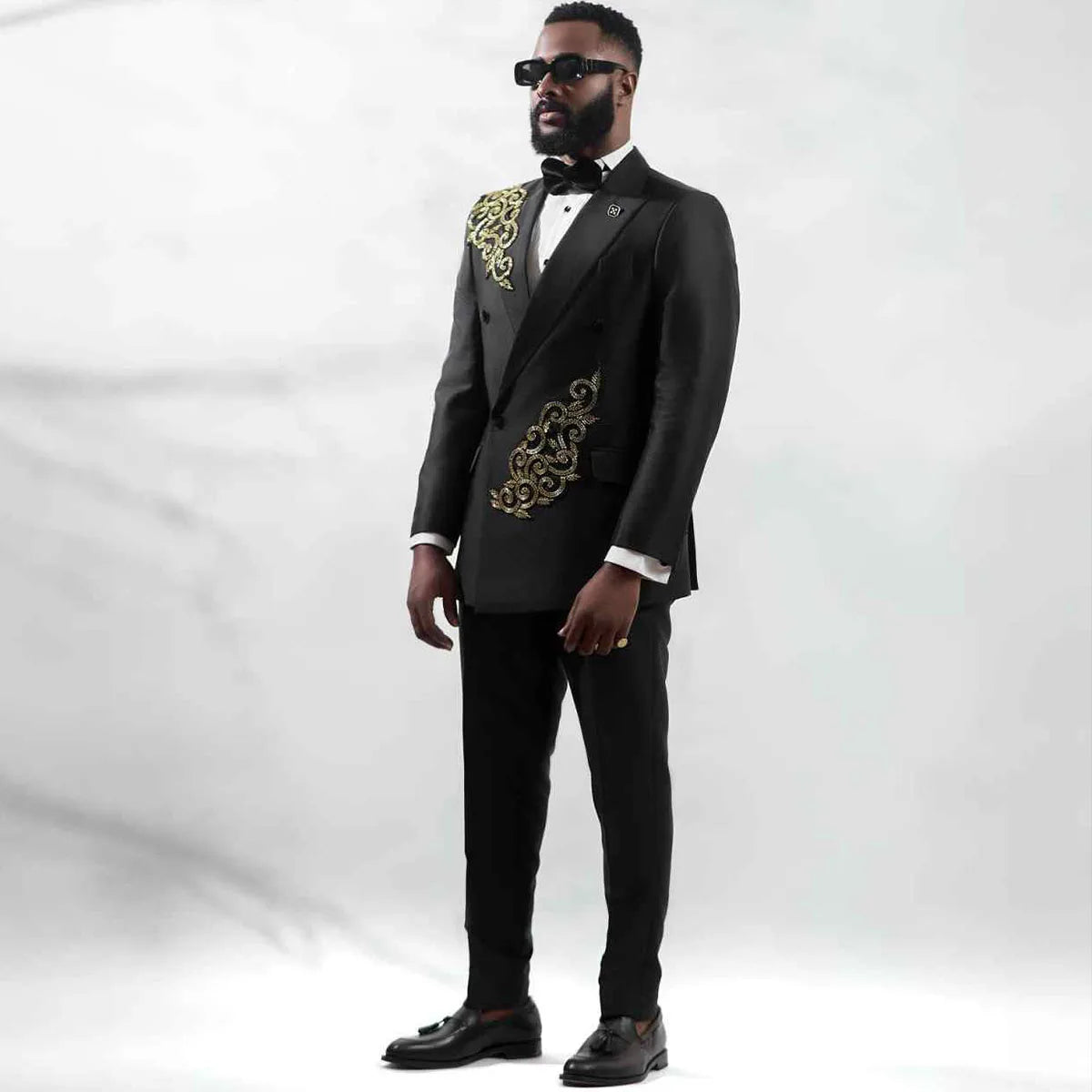 Customized Luxury Metal Embellished 2 Pieces Sets Men Suits High End Wedding Blazers Outfit Slim Groom Tuxedos