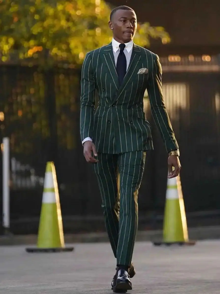 Vintage Pinstriped Men Wedding Suits Peaked Lapel Double Breasted Tuxedos Groom Party 2 Pcs Blazer Pants Customized Suit