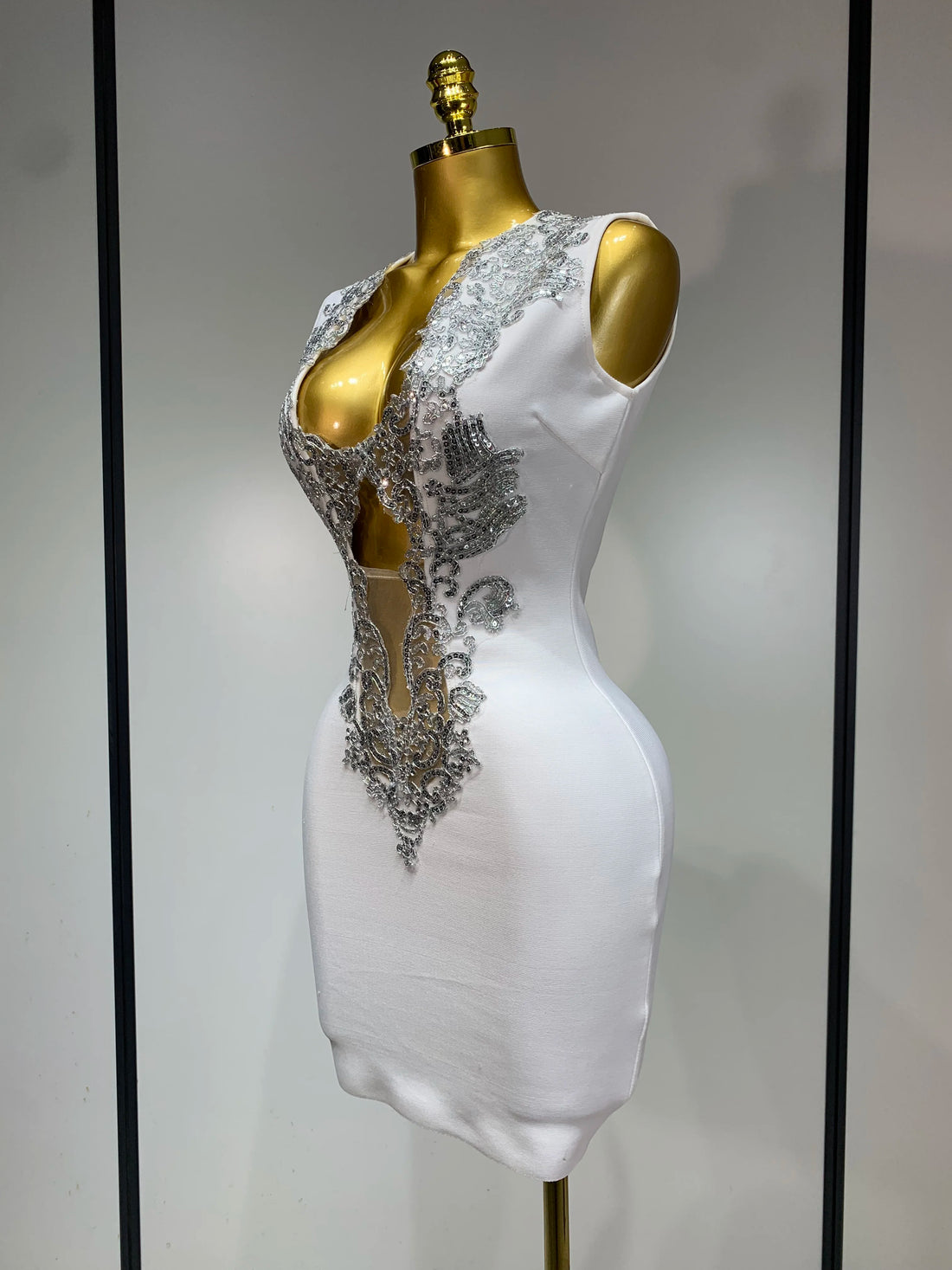 Women Sexy V Neck Cut Out Short Bandage Dress Silver Sequin White Elegant Luxury Birthday Party Club Wedding Vestidos