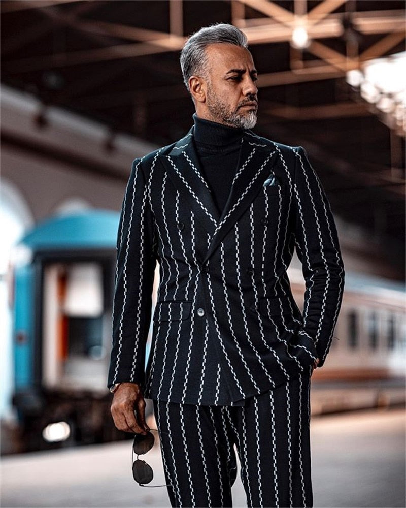 Trajes de boda negros a rayas para hombre, solapa de pico, 2 piezas, corte entallado, informales, los mejores esmóquines para hombre, trajes de fiesta de noche y graduación, hechos a medida 